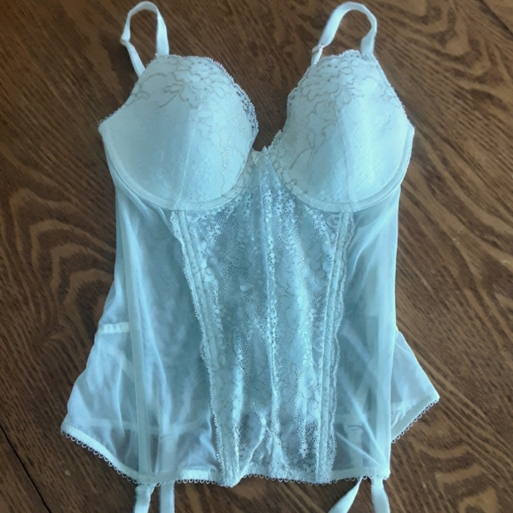 VS White and Cold bra top